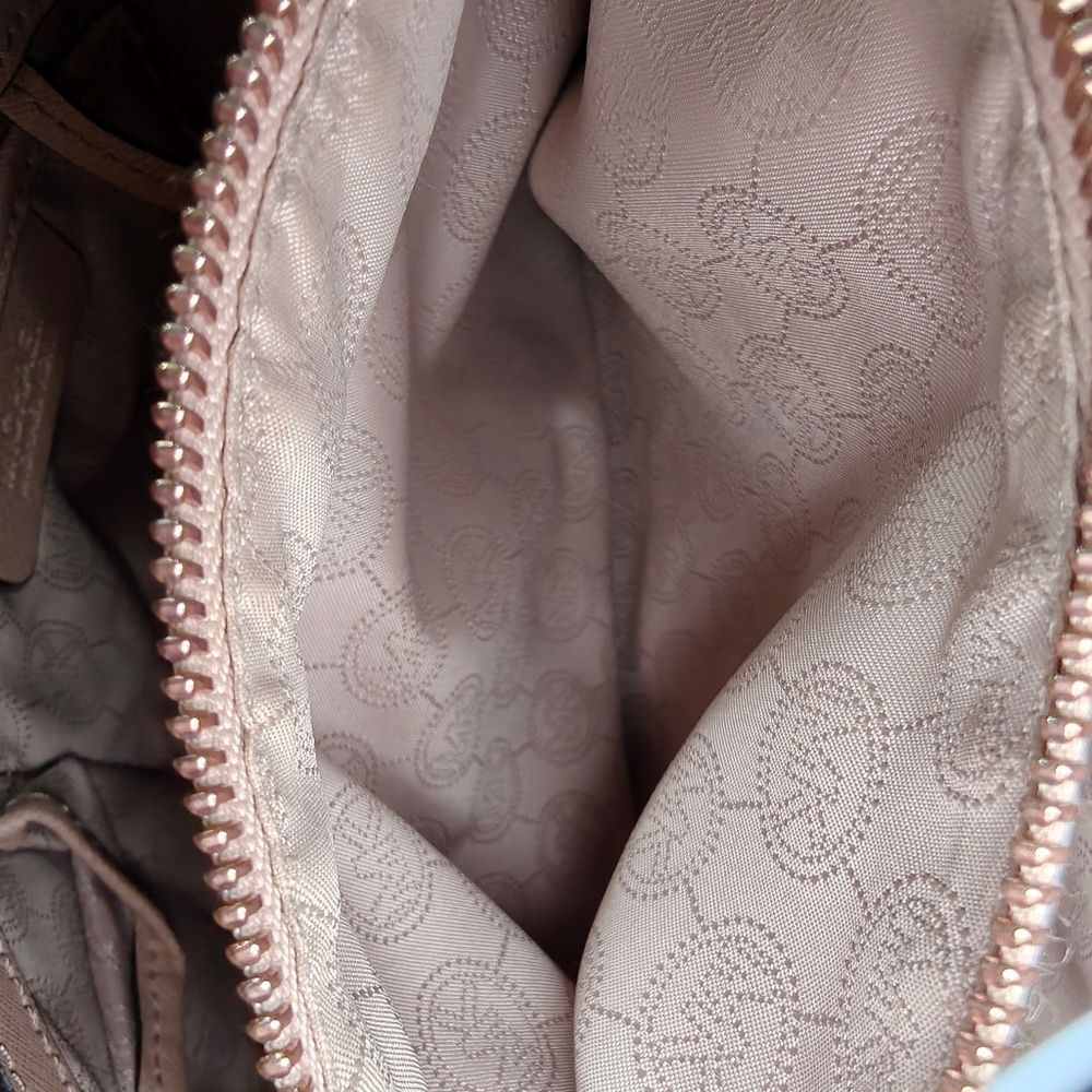 🐢 Michael Kors Cynthia Bag. Excellent Condition! - Picture 13 of 15
